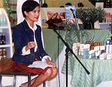 In Style: F Girl Daphne Oseña-Paez advises brides to keep a bridal diary, pamper self with spa trips and have fun!