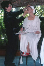 Fanny Serrano wielded his brushes and treated the fair-goers to a special demonstration on a lasting bridal make-up