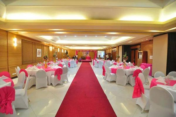 Elegant Yet Affordable Weddings at City Garden Suites