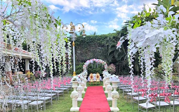 Davao Roseville Christmas Mansion Del Sur Garden Wedding